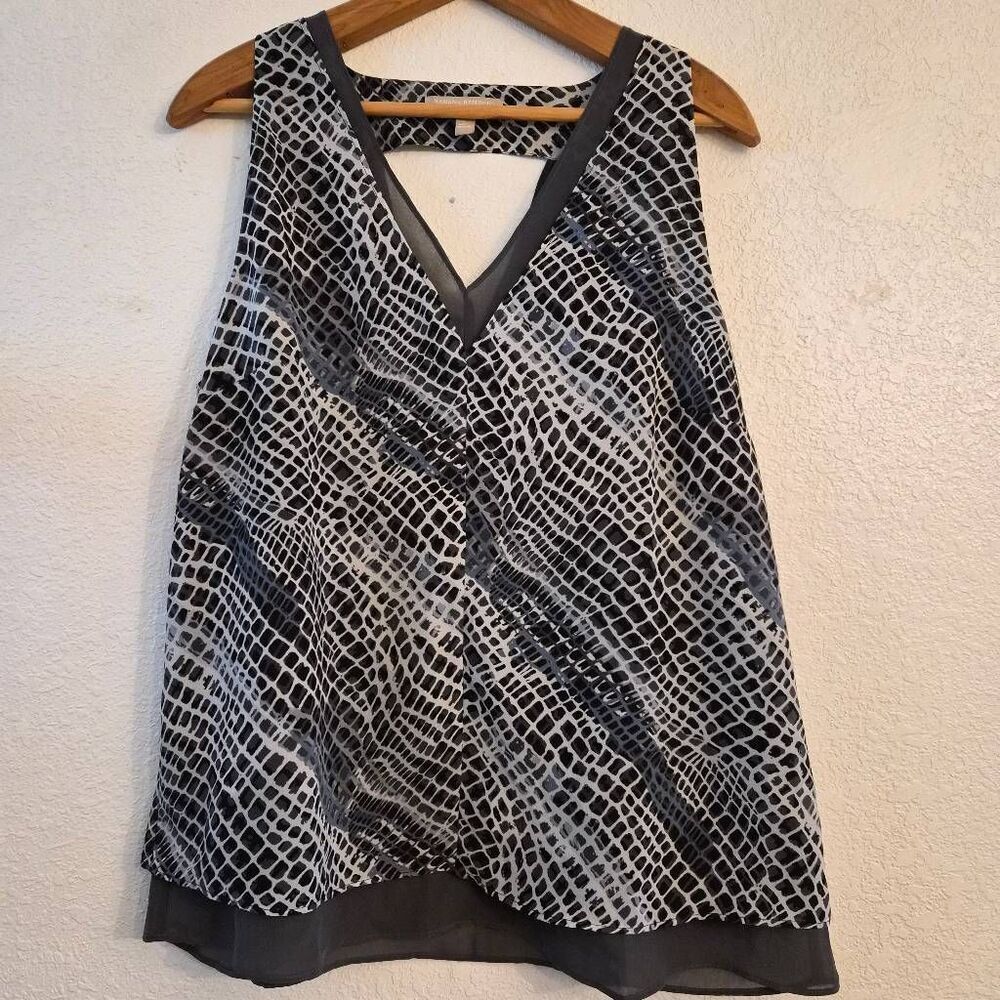 Banana Republic Snakeskin Tank Top: Flowy Effortless Summer Essential Chic Sexy
